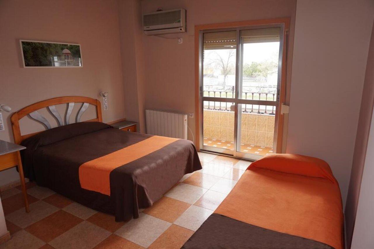 Hostal Alamare Севілья Екстер'єр фото