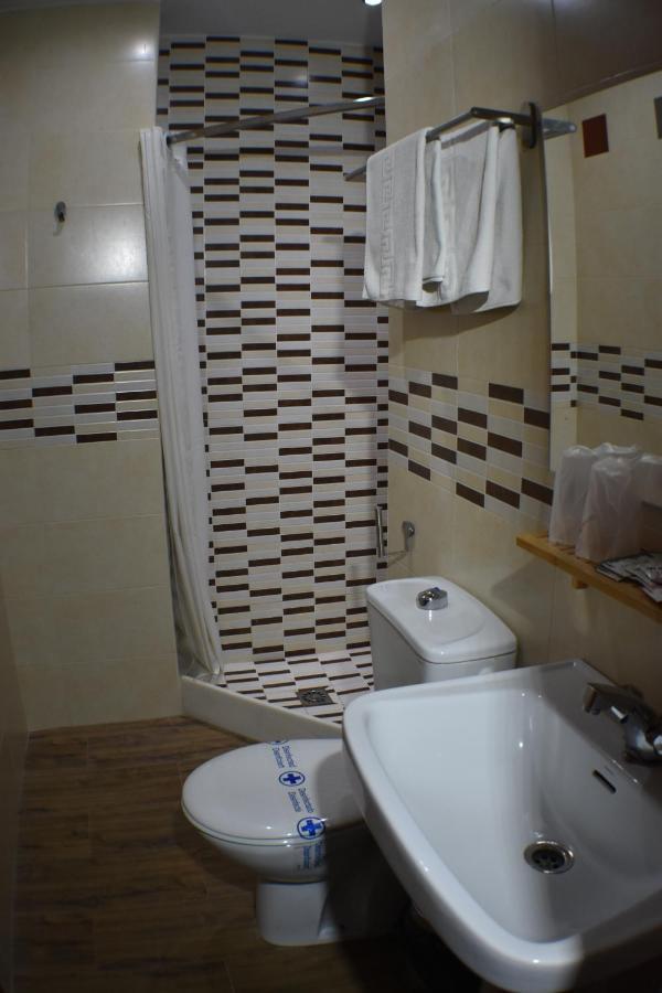 Hostal Alamare Севілья Екстер'єр фото