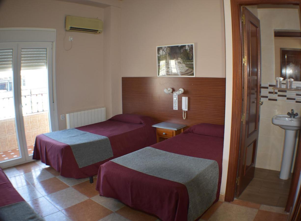 Hostal Alamare Севілья Екстер'єр фото