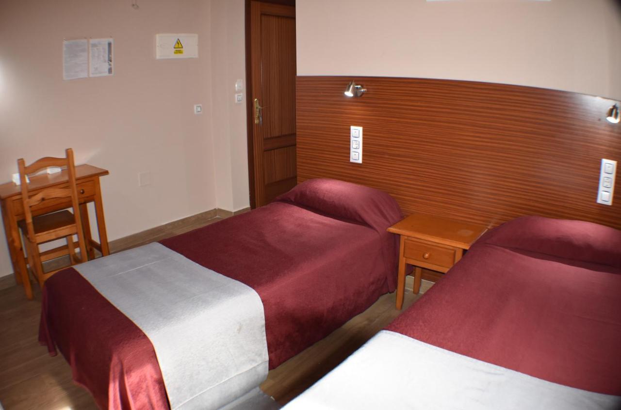 Hostal Alamare Севілья Екстер'єр фото