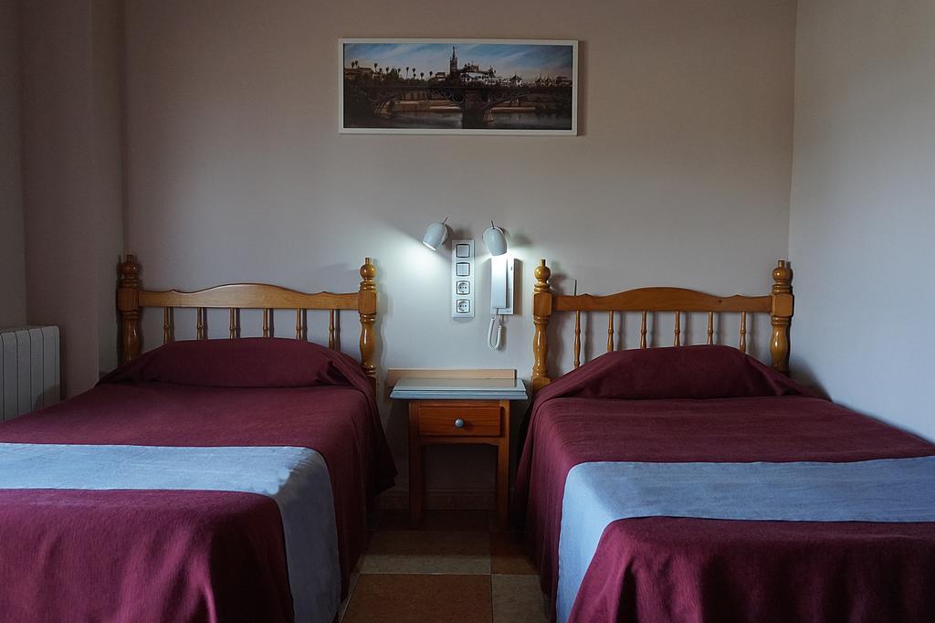Hostal Alamare Севілья Екстер'єр фото