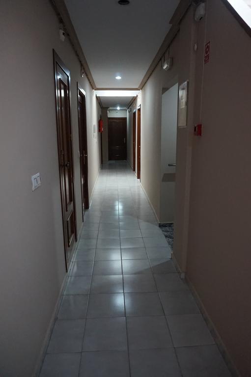 Hostal Alamare Севілья Екстер'єр фото